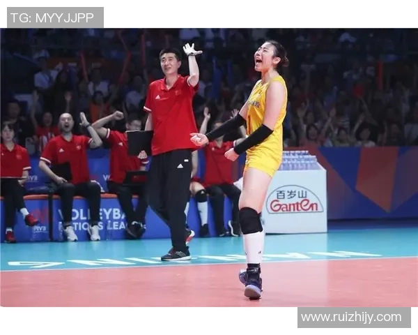 南京排球队与杭州排球队赛后复盘分析个人能力的对比与启示