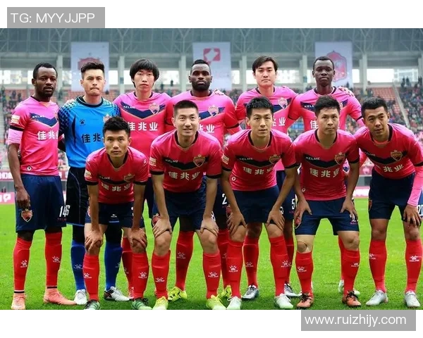 深圳足球队在足球配合排行榜中荣登第四名展现出强大实力与团队默契 深圳足球队在足球配合排行榜中荣登第四名展现出强大实力与团队默契