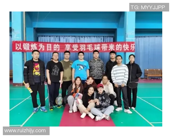 重庆羽毛球队与南京羽毛球队赛后复盘速度对比分析与战术探讨 重庆羽毛球队与南京羽毛球队赛后复盘速度对比分析与战术探讨